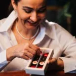 Dependența de Lucrul Bun: Povestea Mea cu Ciocolata de Calitate, Guilty Pleasure – love made chocolate