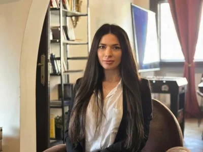 Malina Constantin, Asistent Junior AI despre Steaguri Directionale